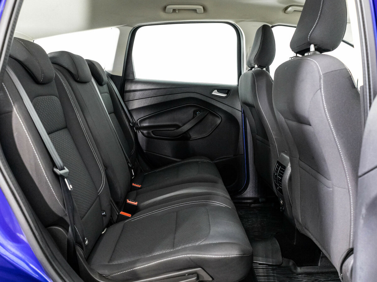 Купить Ford Kuga с пробегом. Фото: #13