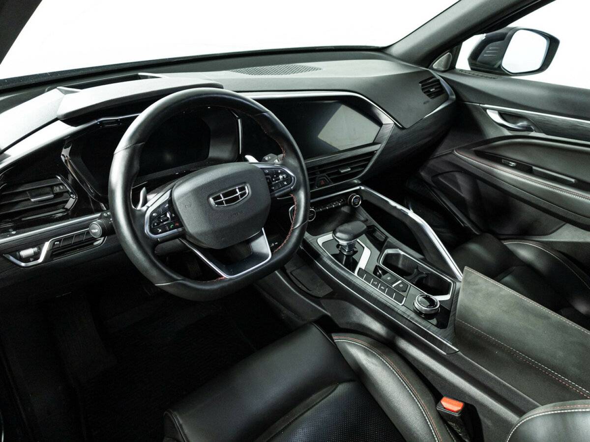 Купить Geely Tugella с пробегом. Фото: #8