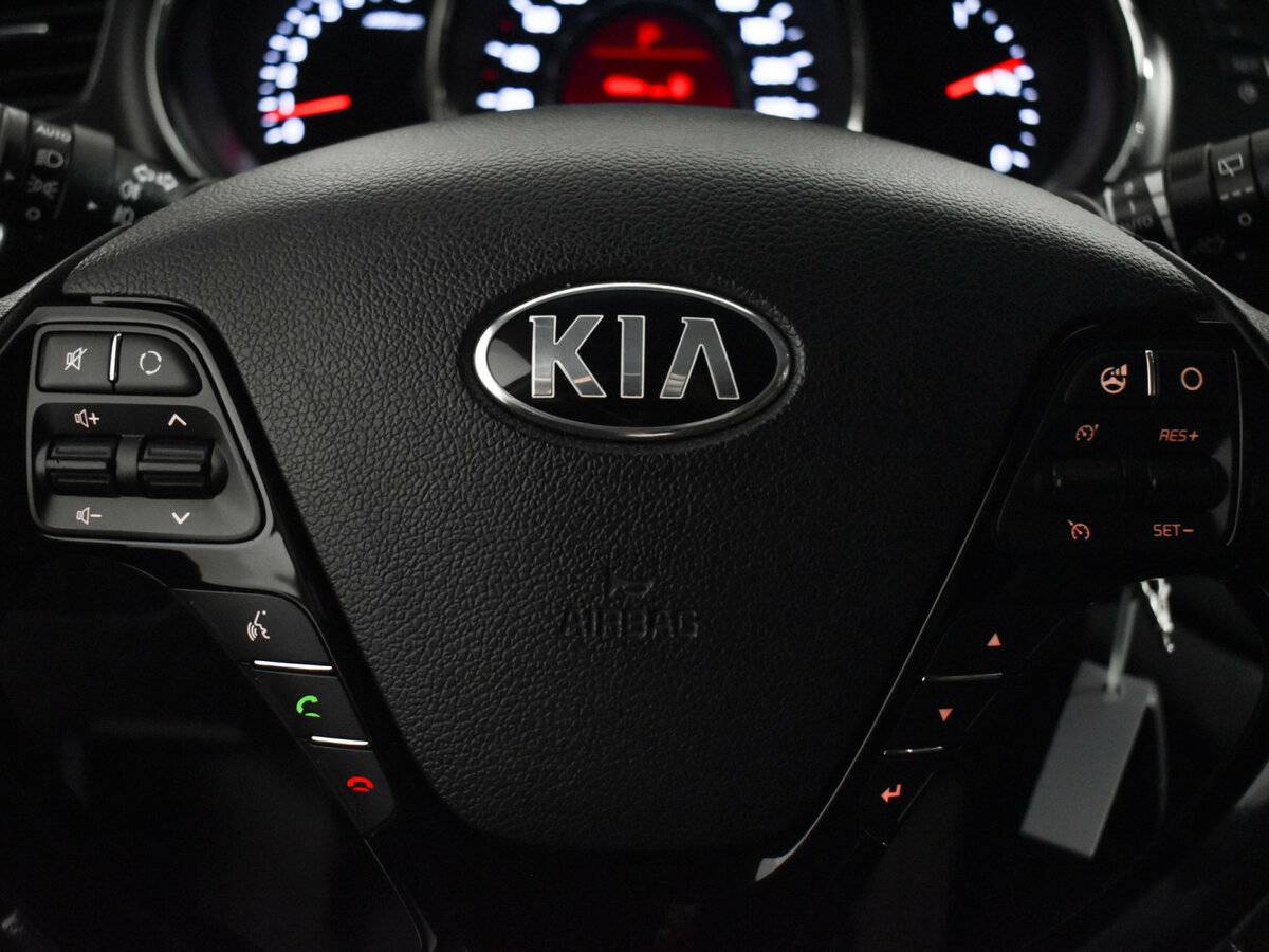 Купить Kia Ceed с пробегом. Фото: #15