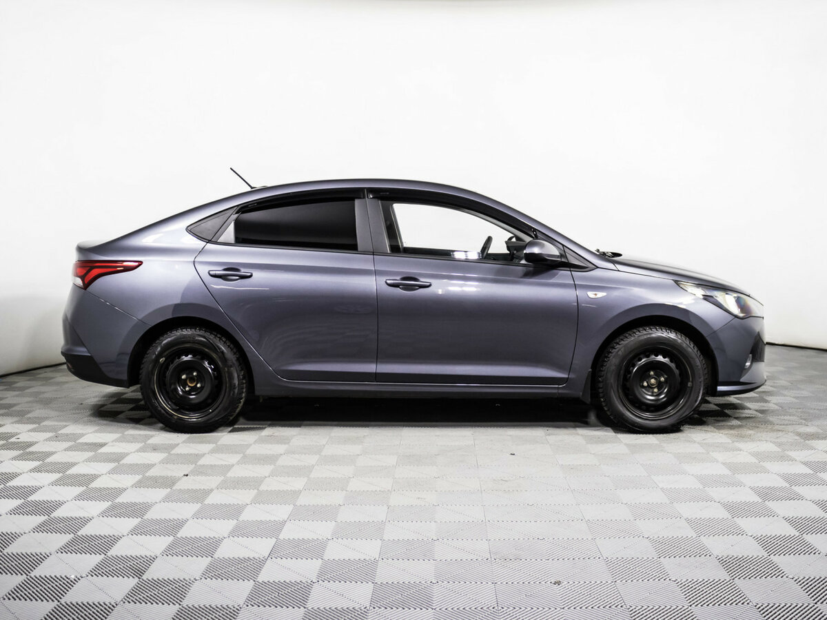 Купить Solaris HS с пробегом. Фото: #3