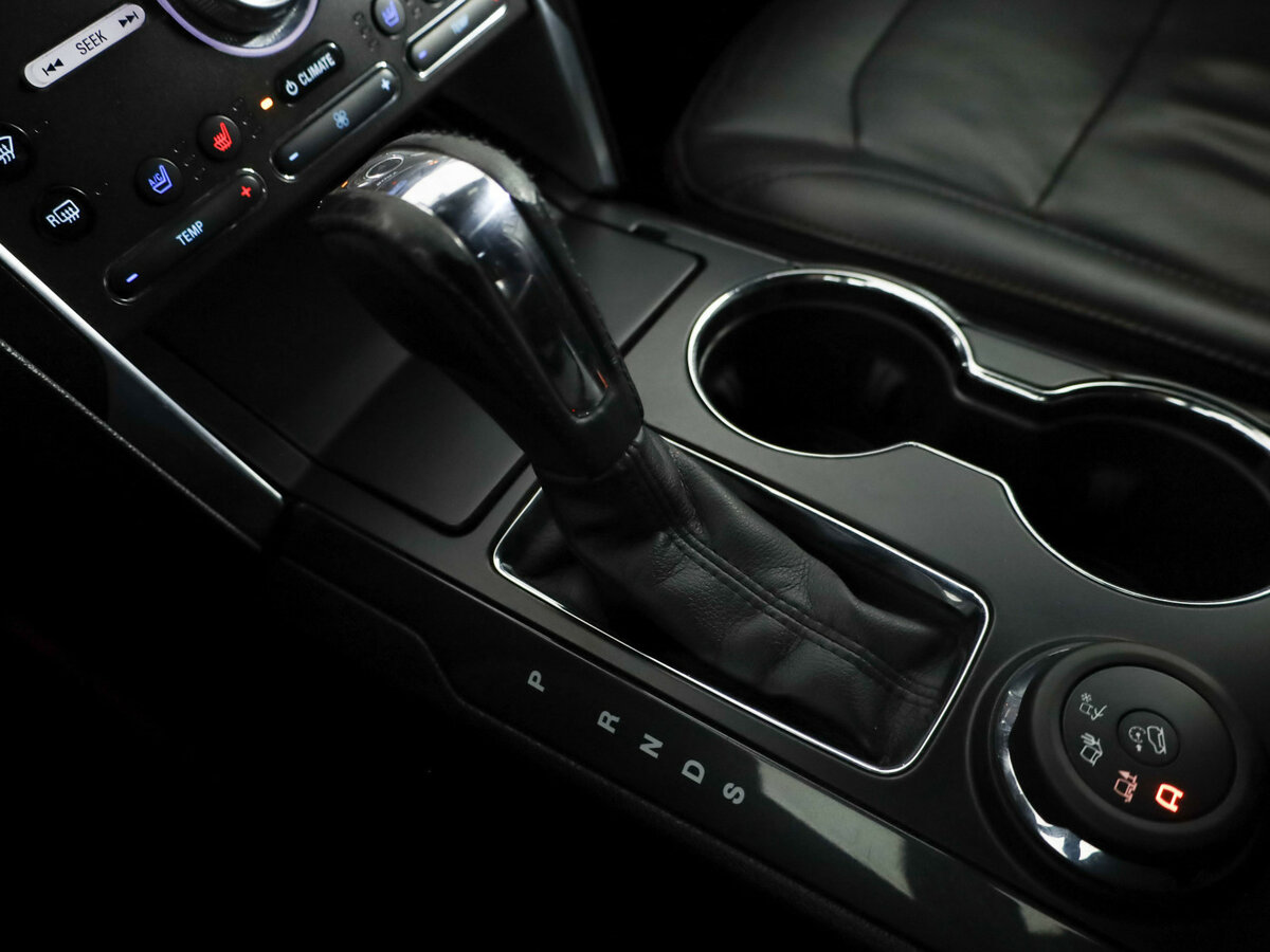 Купить Ford Explorer с пробегом. Фото: #11