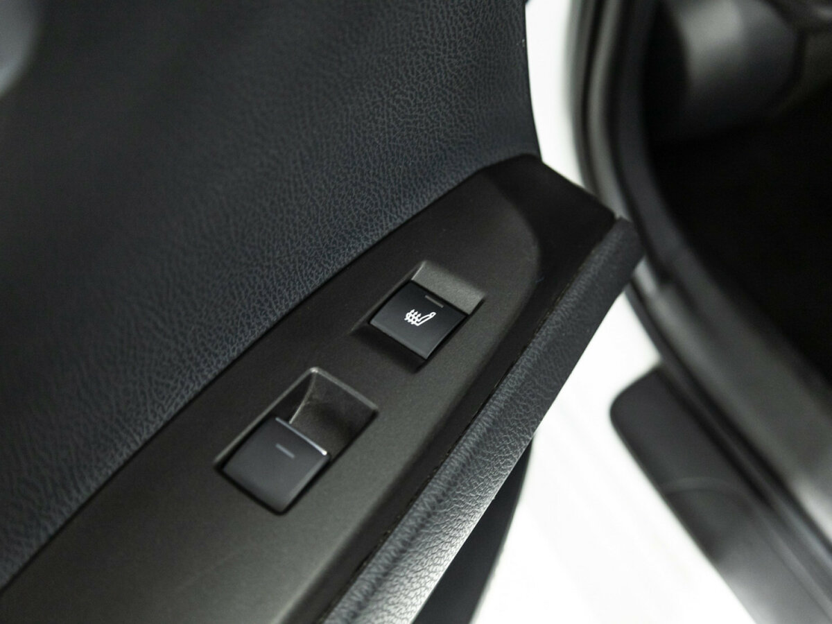 Купить Toyota Camry с пробегом. Фото: #20