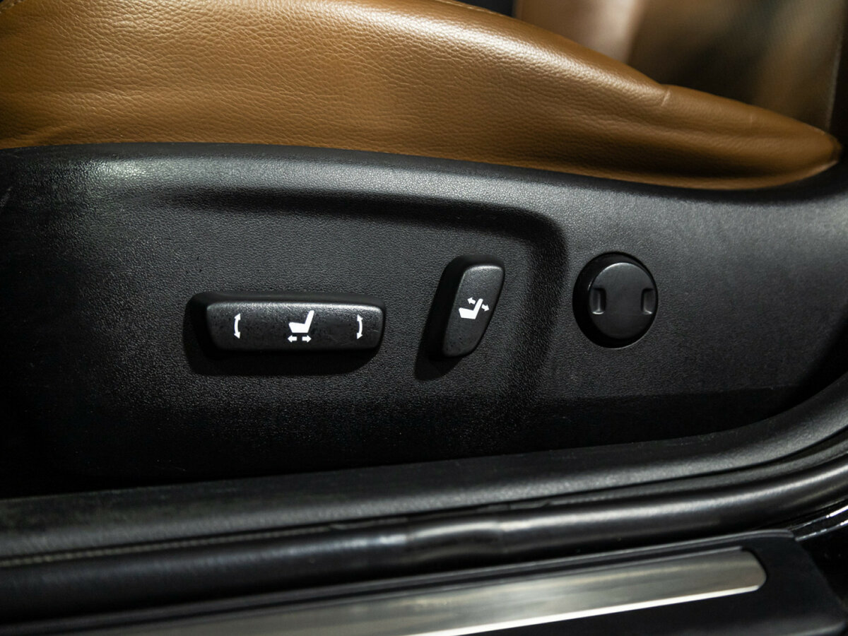 Купить Toyota Camry с пробегом. Фото: #12