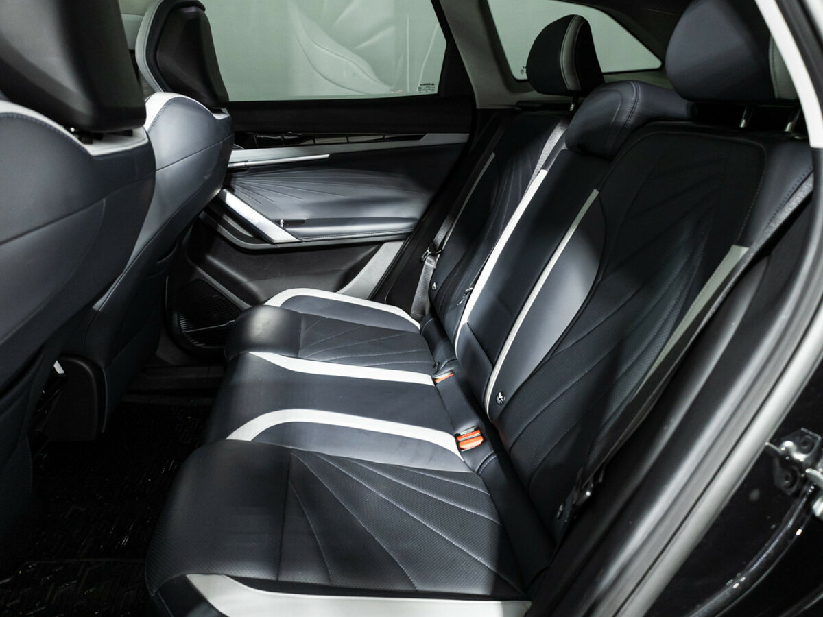 Купить Geely Atlas с пробегом. Фото: #7