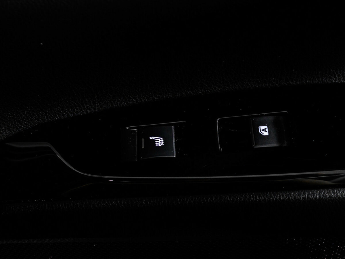 Купить Toyota Camry с пробегом. Фото: #15