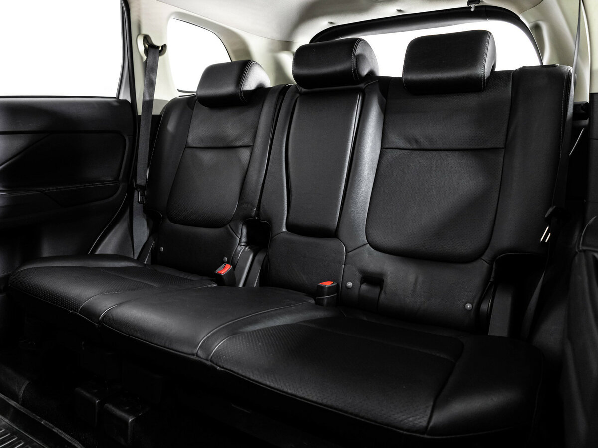 Продажа Б/У Митсубиши Оутлэндер. Фото: #17