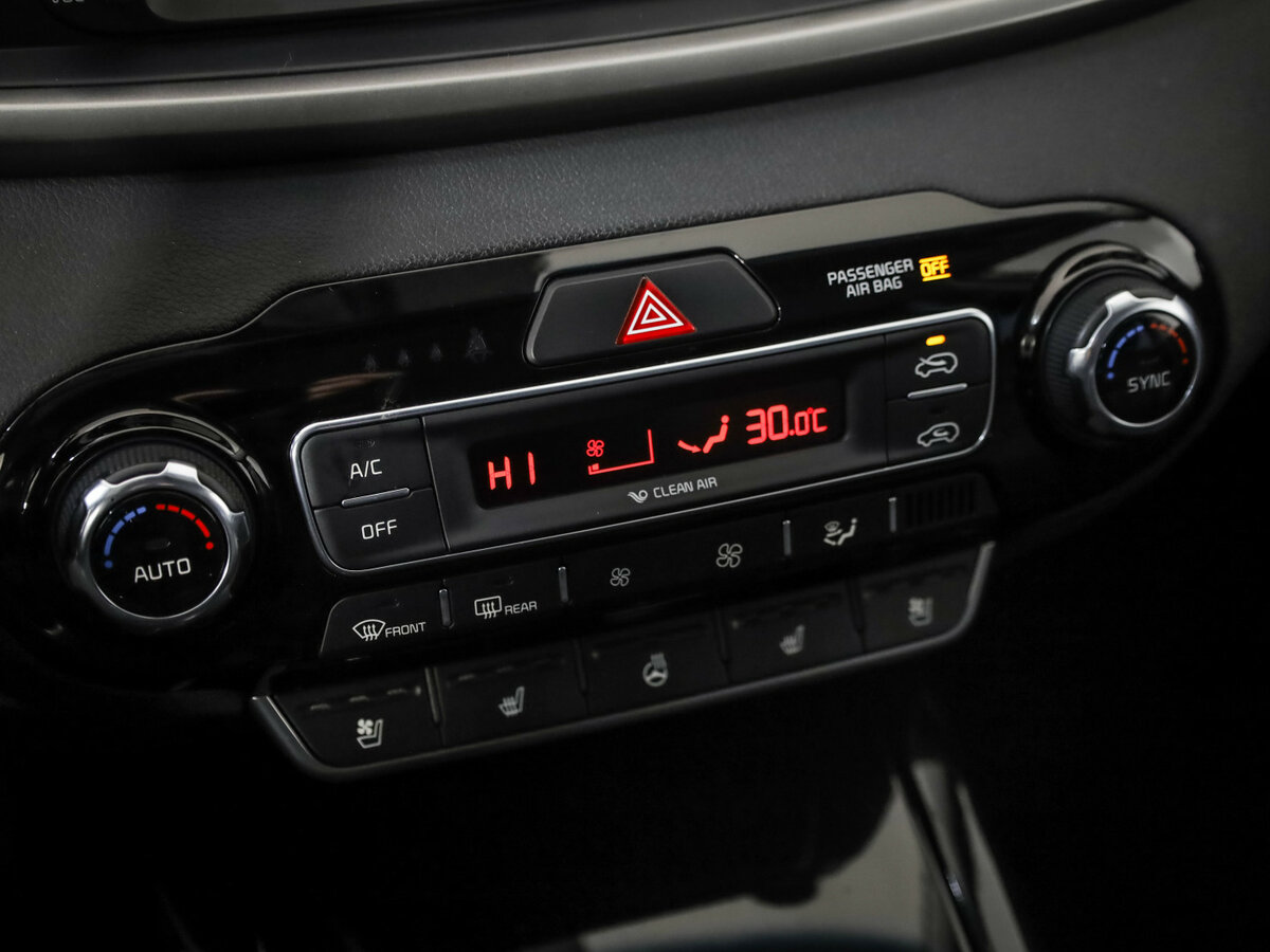Купить Kia Sorento с пробегом. Фото: #17