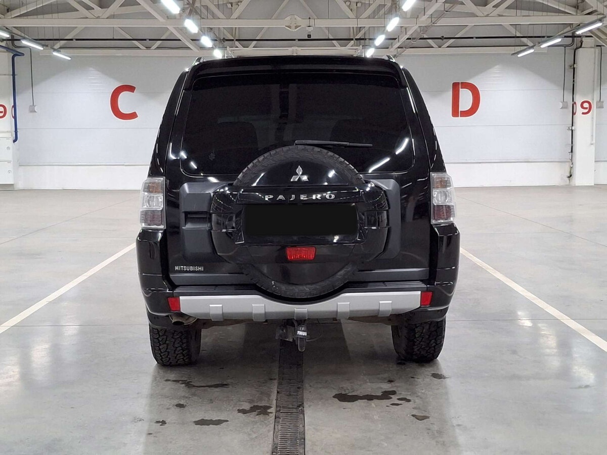 Купить Mitsubishi Pajero с пробегом. Фото: #5