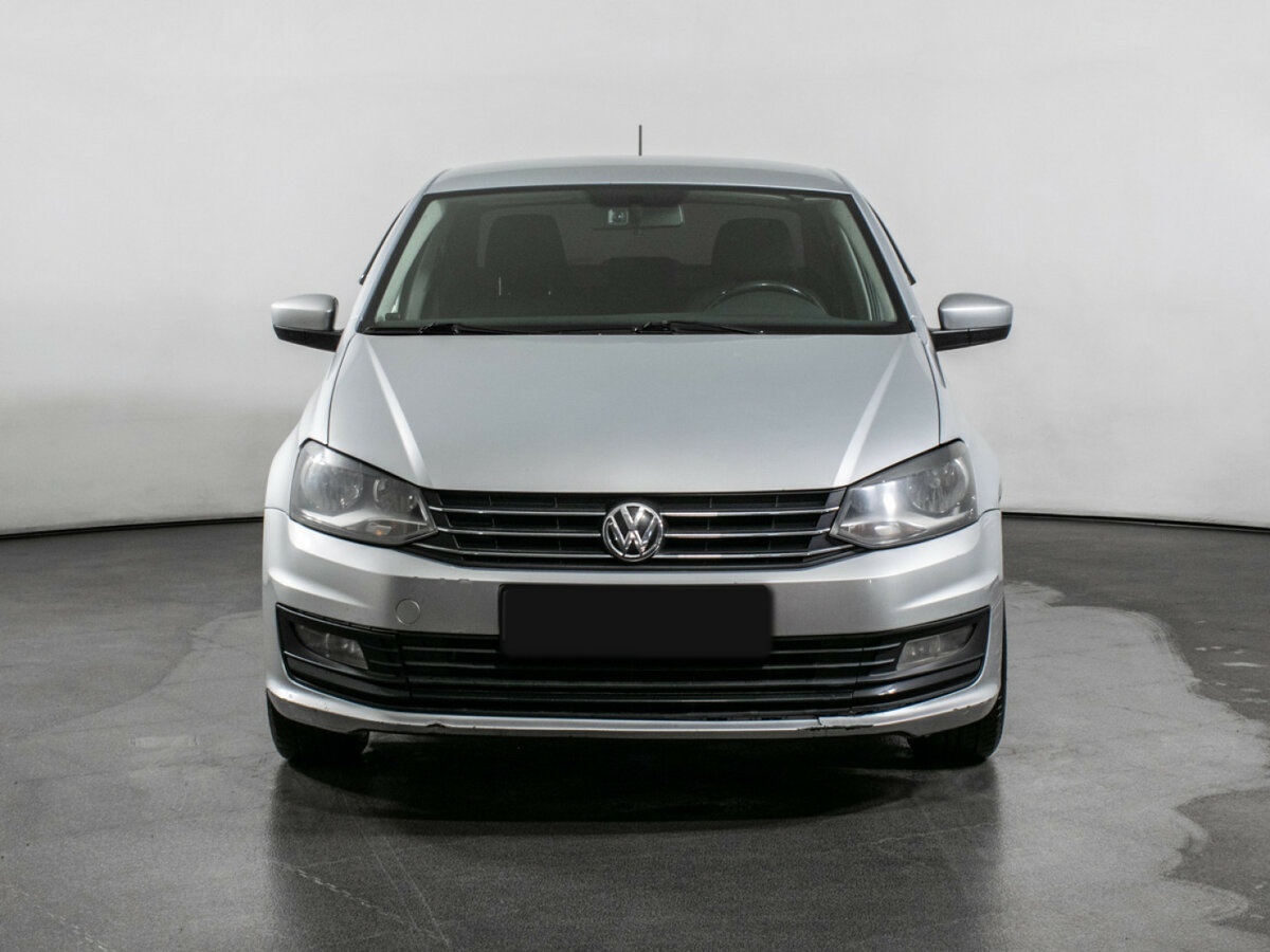 Купить Volkswagen Polo с пробегом. Фото: #1