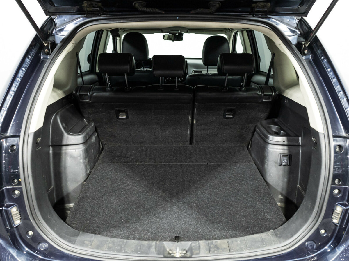 Купить Mitsubishi Outlander с пробегом. Фото: #21