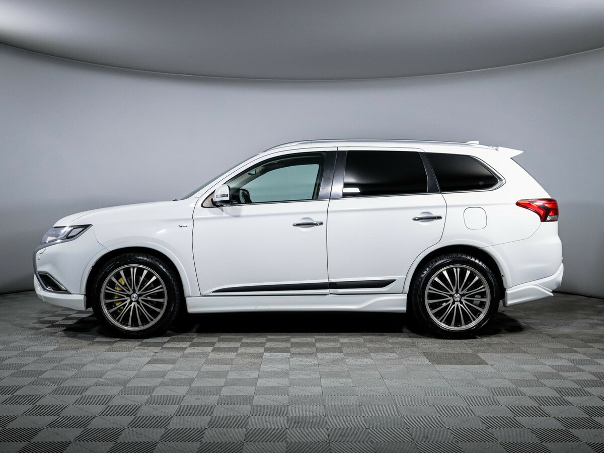 Купить Mitsubishi Outlander с пробегом. Фото: #7