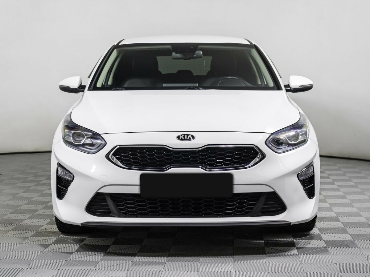 Купить Kia Ceed с пробегом. Фото: #1