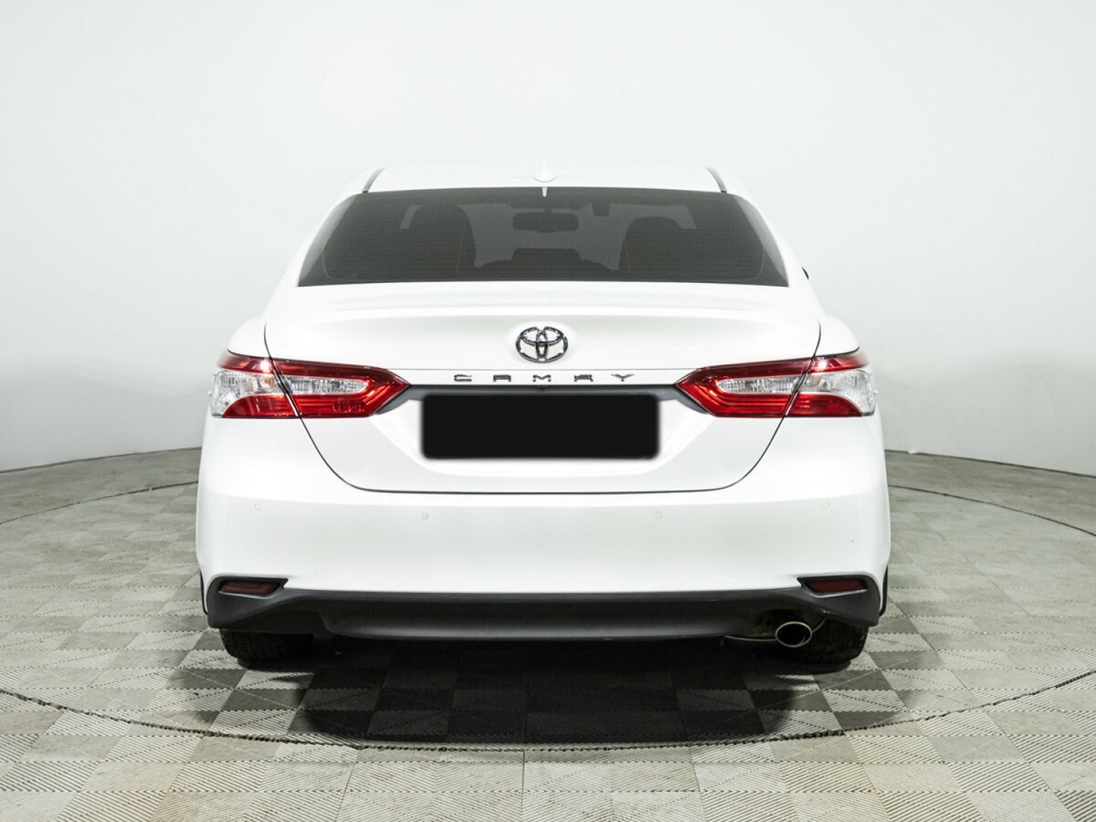 Купить Toyota Camry с пробегом. Фото: #4