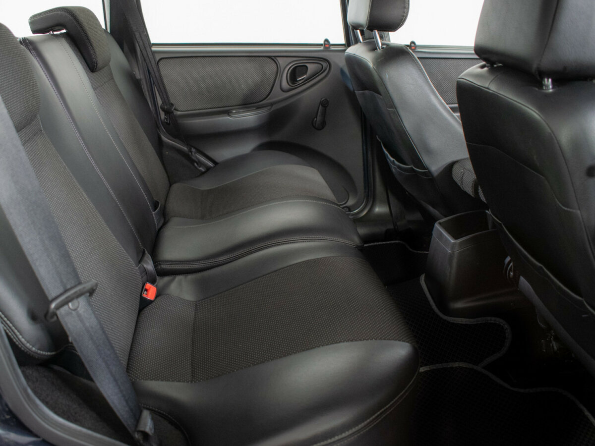 Купить Chevrolet Niva с пробегом. Фото: #7