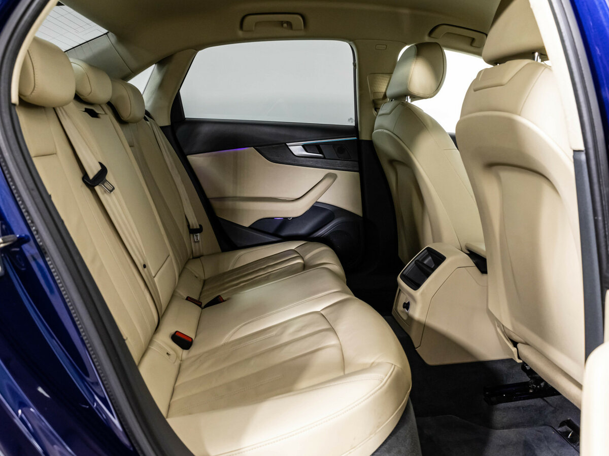 Купить Audi A4 с пробегом. Фото: #18