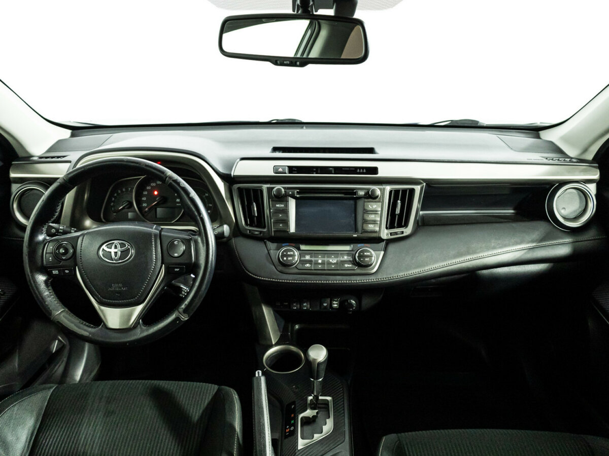Купить Toyota RAV4 с пробегом. Фото: #12