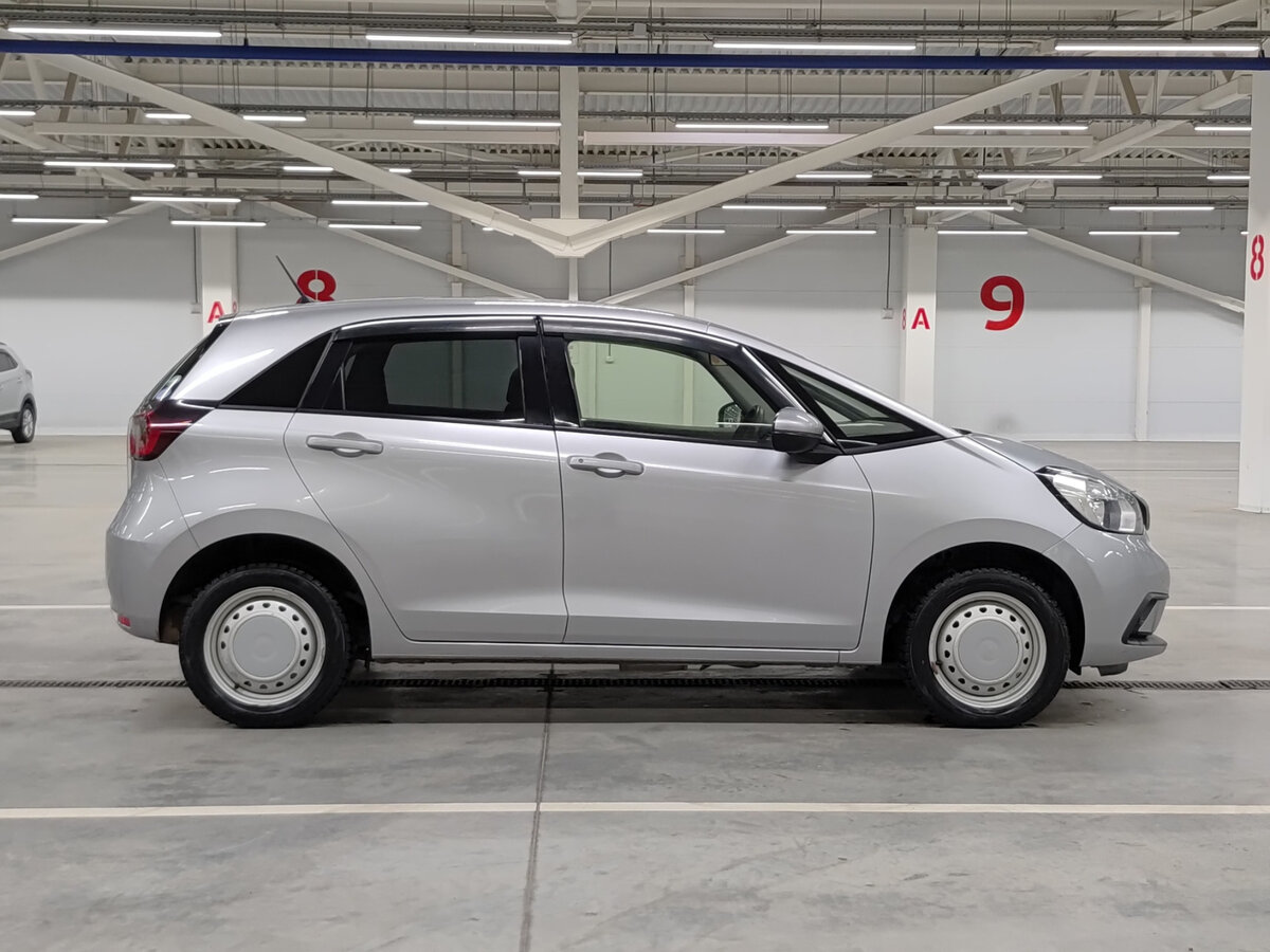 Купить Honda Fit с пробегом. Фото: #3