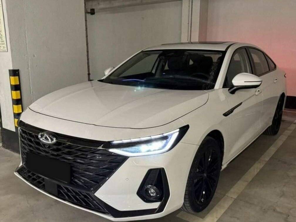 Chery Arrizo 8