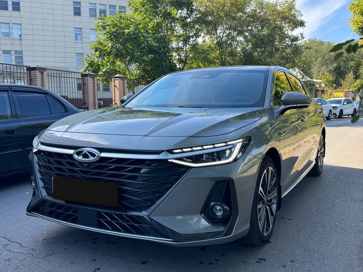 Chery Arrizo 8