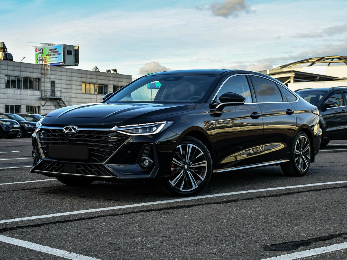 Chery Arrizo 8